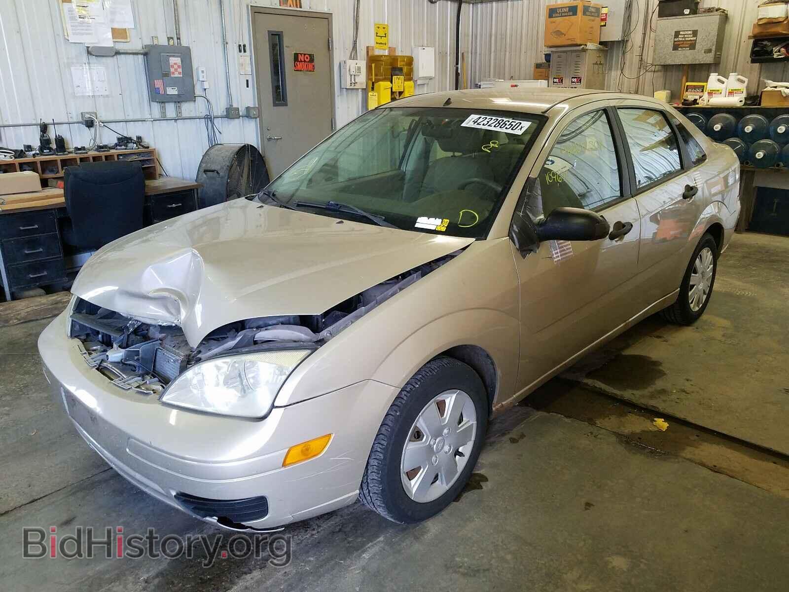 2006 FORD FOCUS - VIN: 1FAFP34N46W141372 - Фото 2