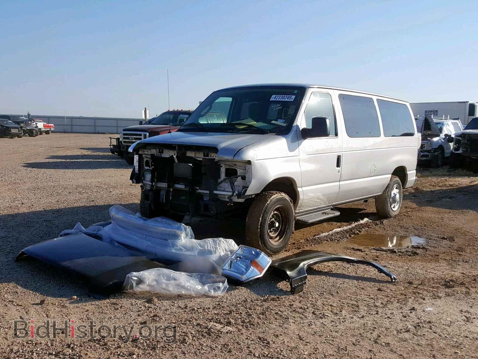 2011 FORD ECONOLINE - VIN: 1FBNE3BL2BDA55744 - Photo 2