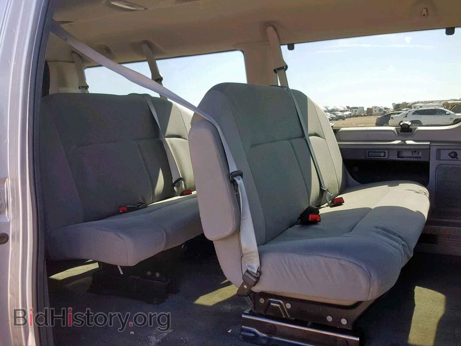 2011 FORD ECONOLINE - VIN: 1FBNE3BL2BDA55744 - Photo 6