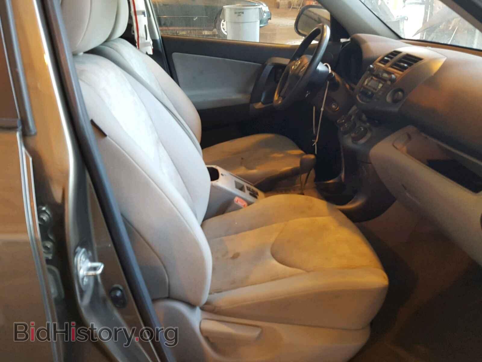 2011 TOYOTA RAV4 - VIN: 2T3BF4DV6BW083632 - Photo 5