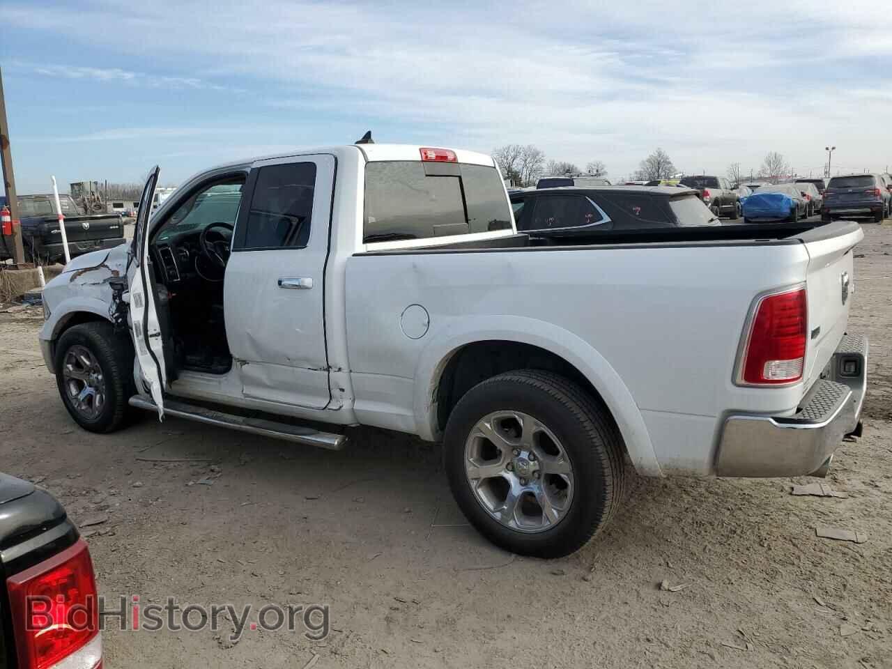 2017 RAM 1500 - VIN: 1C6RR7JT4HS663366 - Фото 2