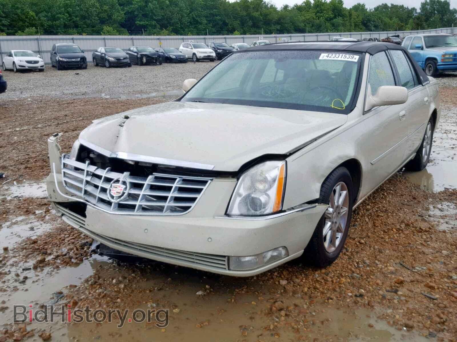 2011 CADILLAC DTS - VIN: 1G6KD5E64BU101578 - Фото 2
