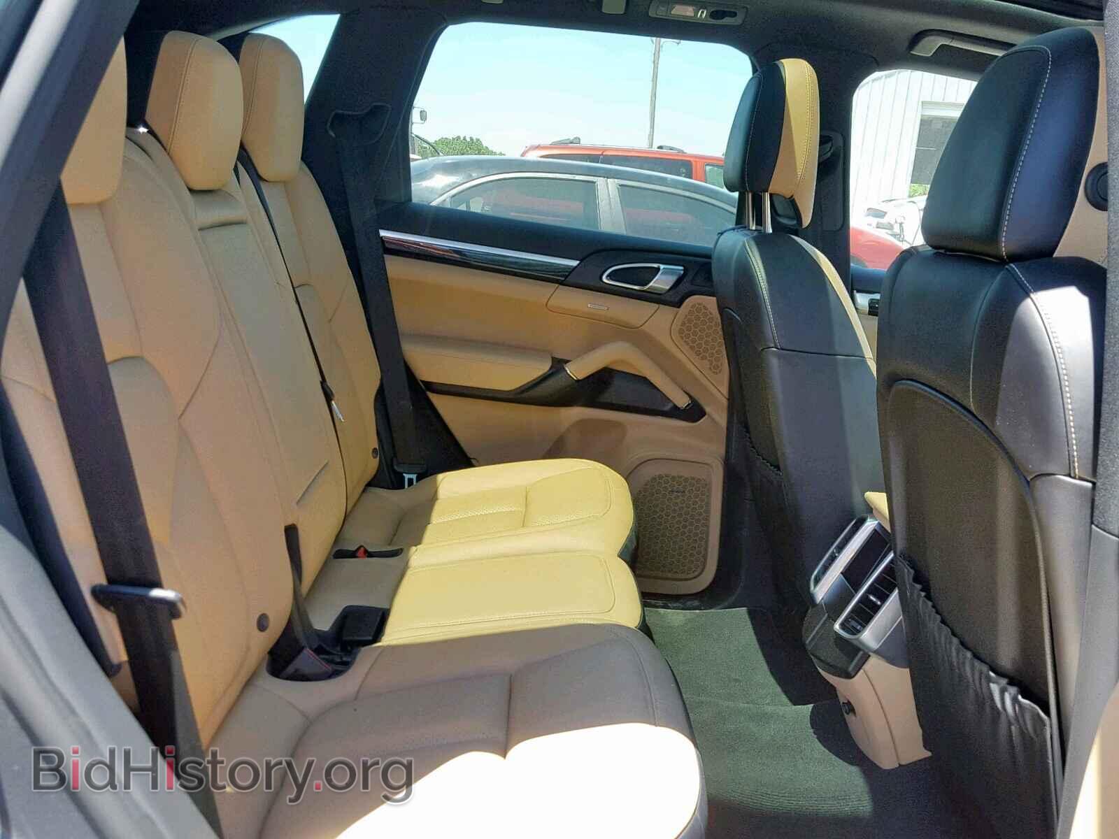 2016 PORSCHE CAYENNE - VIN: WP1AA2A20GLA11391 - Фото 6