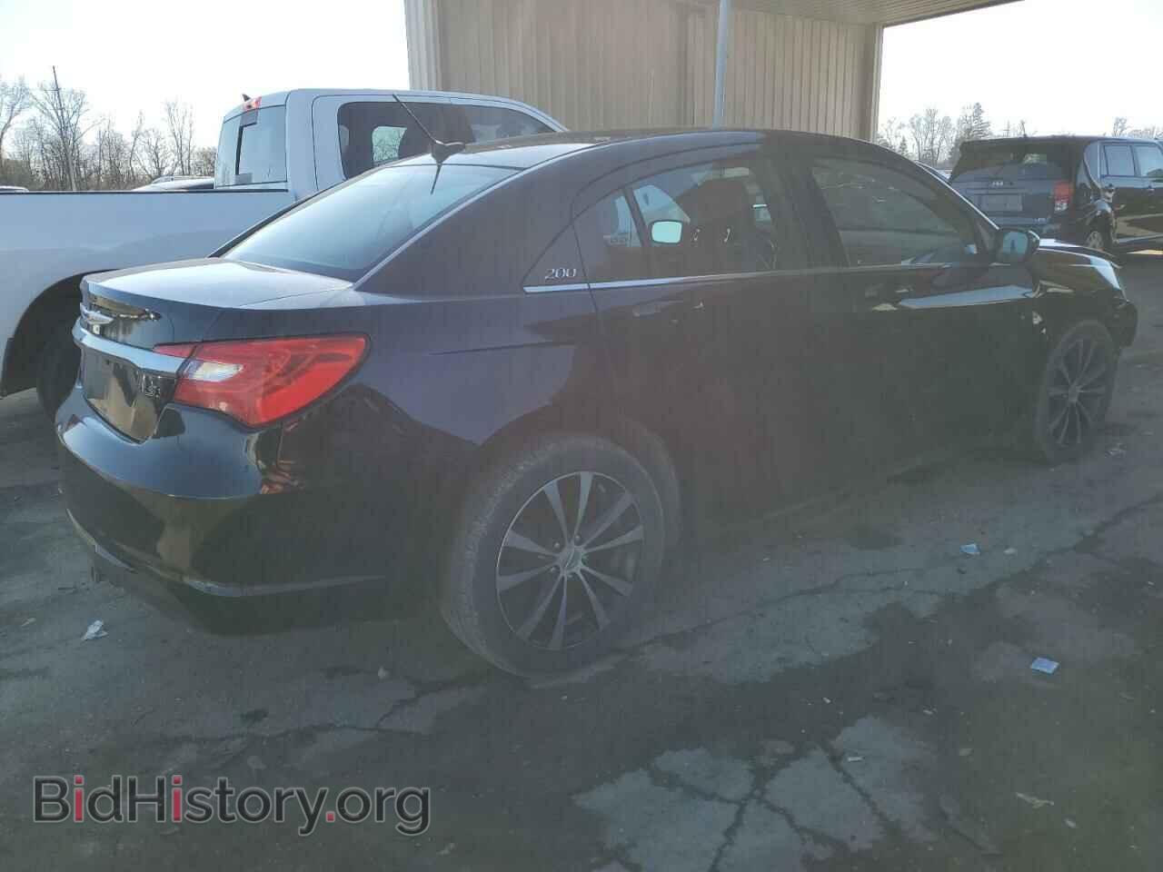 2011 CHRYSLER 200 - VIN: 1C3BC8FG1BN567718 - Фото 3