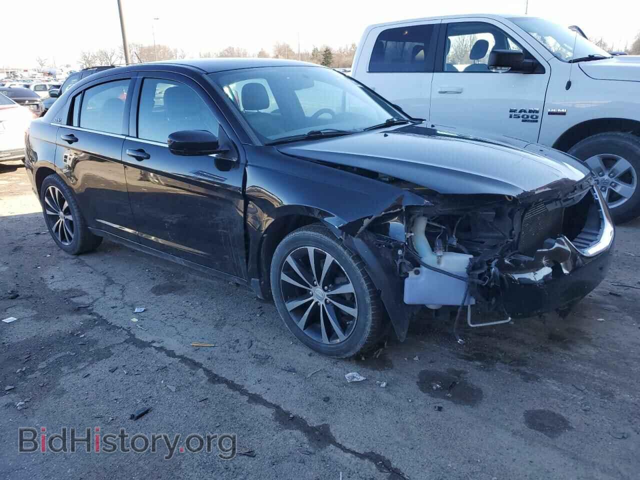 2011 CHRYSLER 200 - VIN: 1C3BC8FG1BN567718 - Фото 4