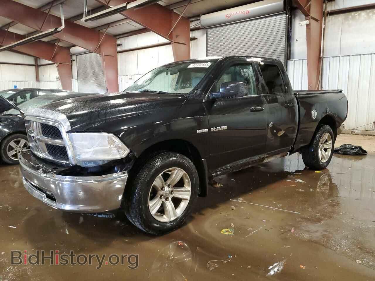 Photo 1D3HV18T79S826085 - DODGE All Models 2009