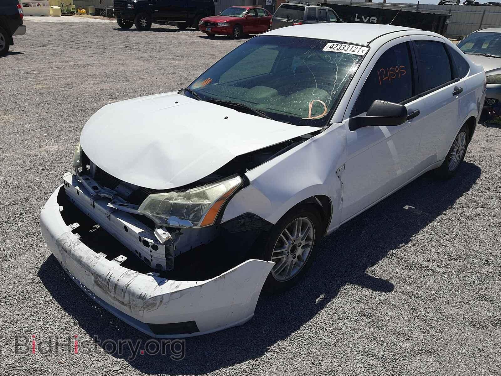 2008 FORD FOCUS - VIN: 1FAHP35N08W145106 - Фото 2