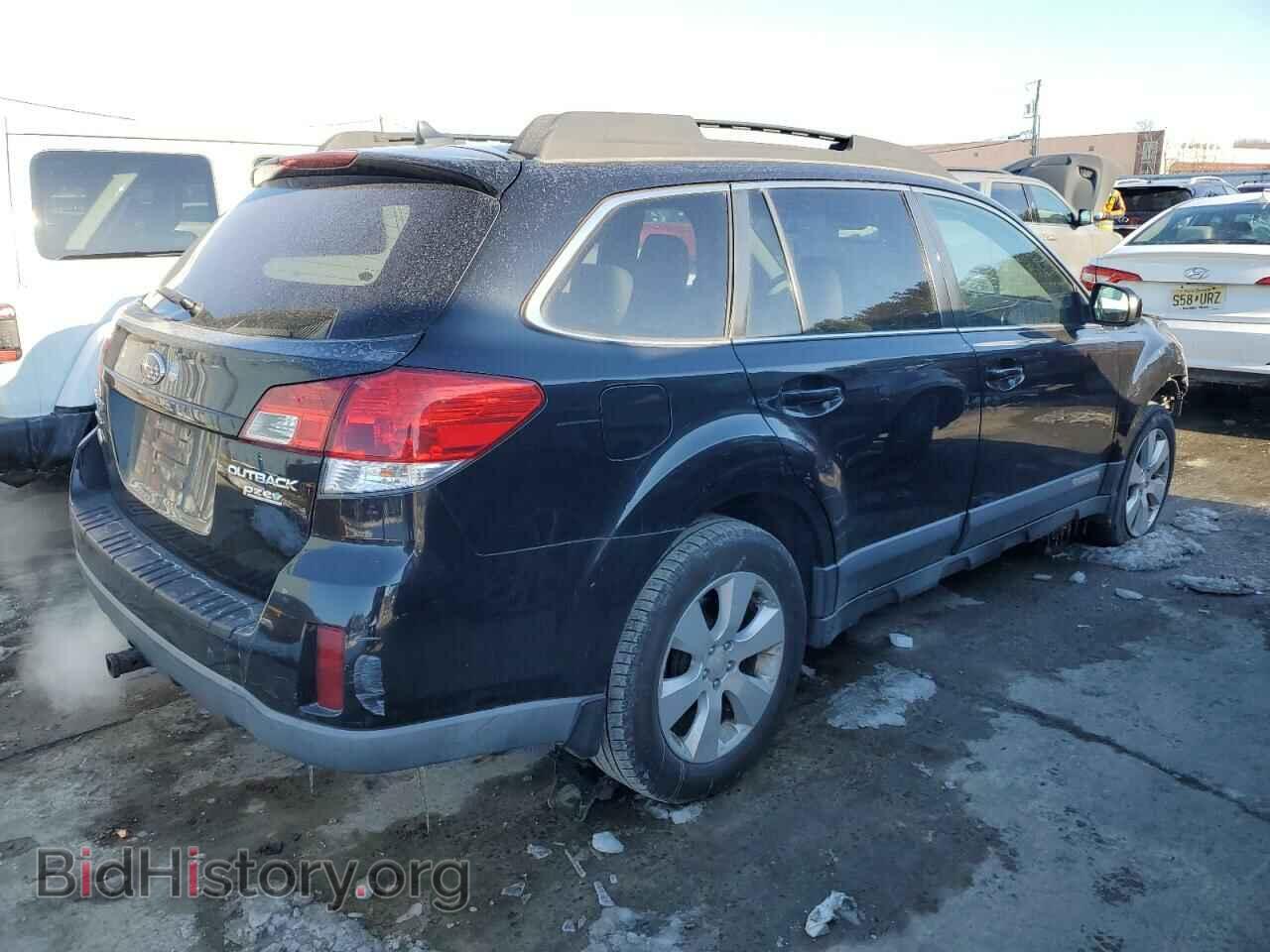 2011 SUBARU OUTBACK - VIN: 4S4BRBKC8B3324490 - Фото 3