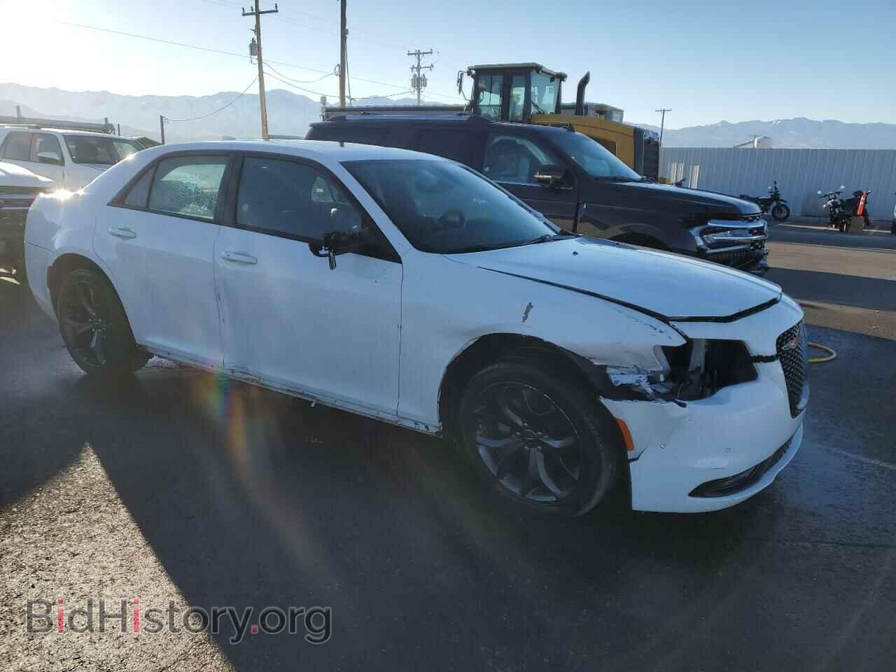 2023 CHRYSLER 300 - VIN: 2C3CCABGXPH580890 - Фото 4