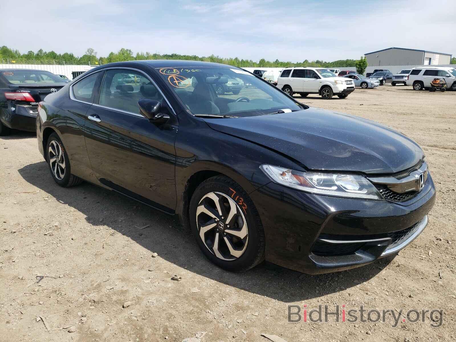 Photo 1HGCT1A30HA000493 - HONDA ACCORD 2017