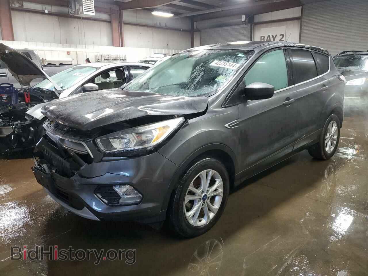 Фотография 1FMCU0GD3HUD57036 - FORD ESCAPE 2017