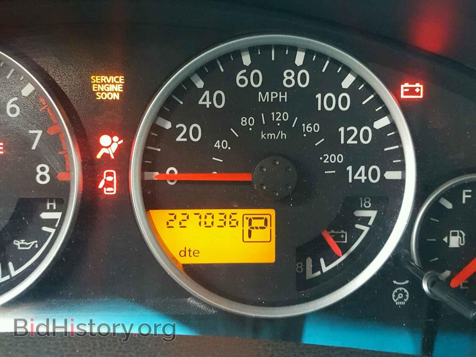 2005 NISSAN PATHFINDER - VIN: 5N1AR18W15C774882 - Фото 8