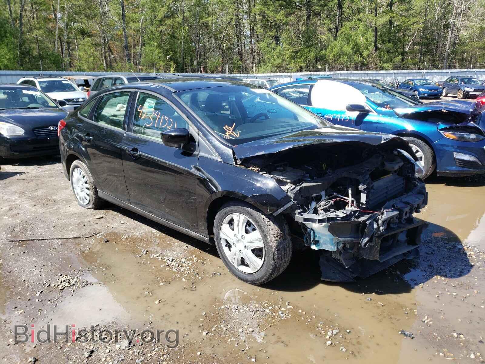 Photo 1FAHP3F29CL275898 - FORD FOCUS 2012
