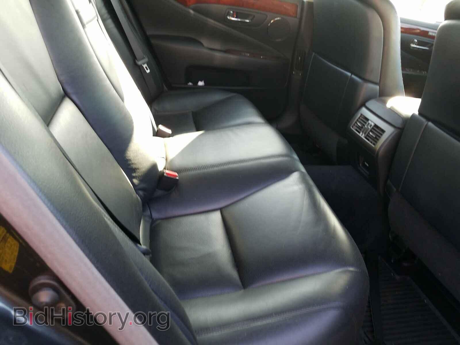 2011 LEXUS LS460 - VIN: JTHBL5EF5B5102876 - Photo 6