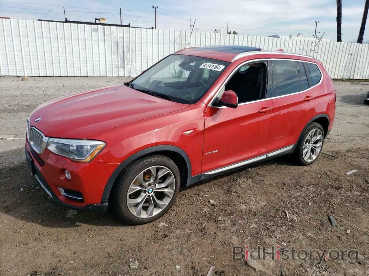 Photo 5UXWX7C54H0U39895 - BMW X3 2017