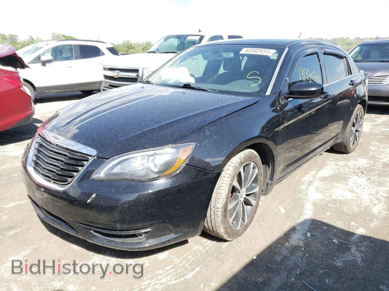 2014 CHRYSLER 200 - VIN: 1C3CCBCG9EN176780 - Фото 2