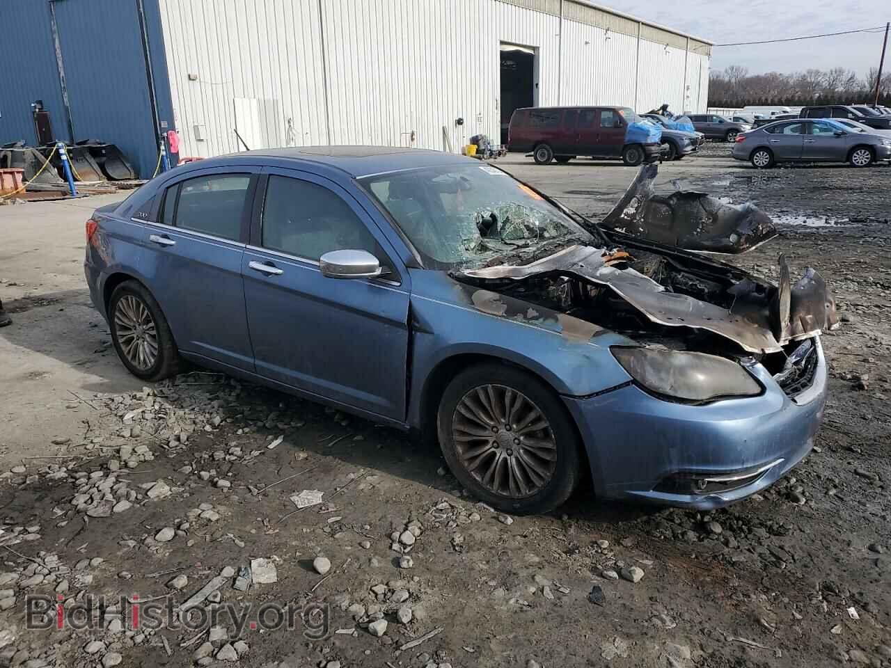 2011 CHRYSLER 200 - VIN: 1C3BC2FB3BN615687 - Фото 4