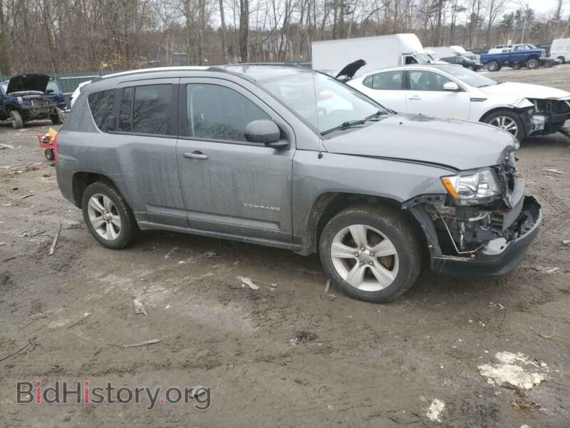 2012 Jeep COMPASS (VIN 1C4NJDEB8CD659638) — photo 4 of 12
