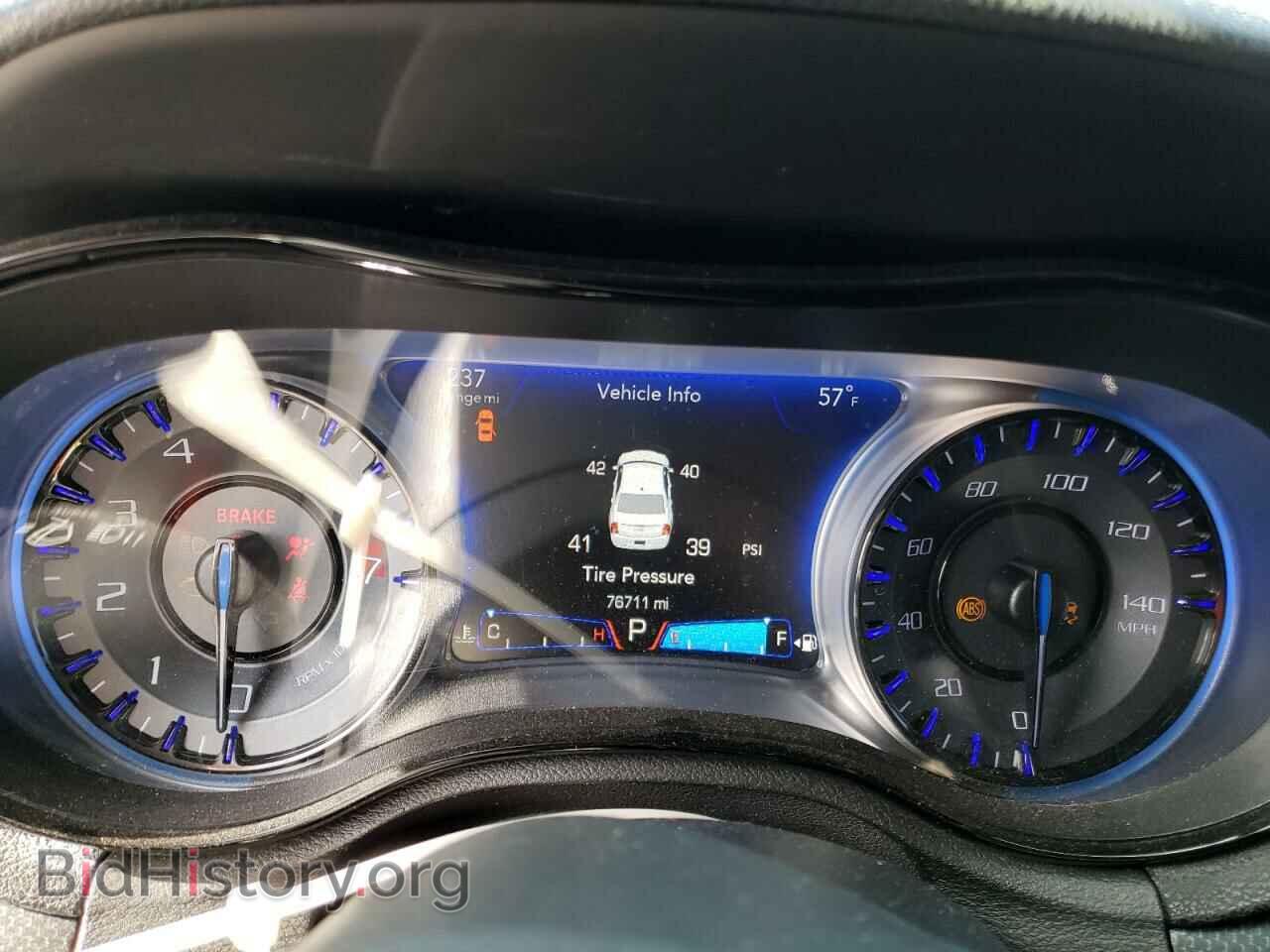 2016 CHRYSLER 300 - VIN: 2C3CCAGG2GH298767 - Фото 9