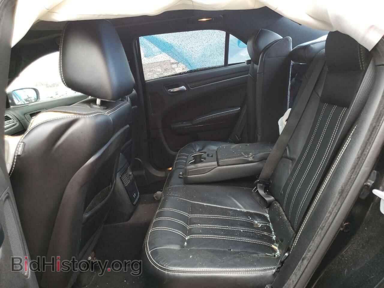 2016 CHRYSLER 300 - VIN: 2C3CCAGG2GH298767 - Фото 10