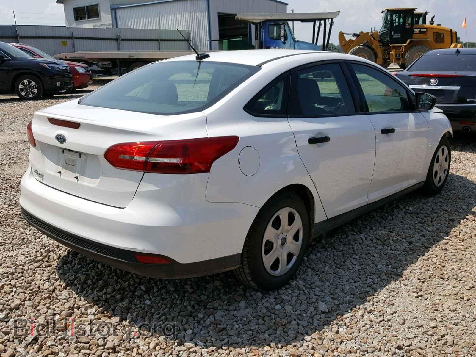 2017 FORD FOCUS - VIN: 1FADP3E2XHL342645 - Фото 4