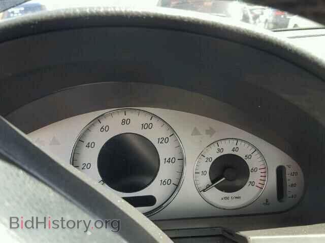 2004 MERCEDES-BENZ E 320 - VIN: WDBUF65J04A476705 - Фото 8