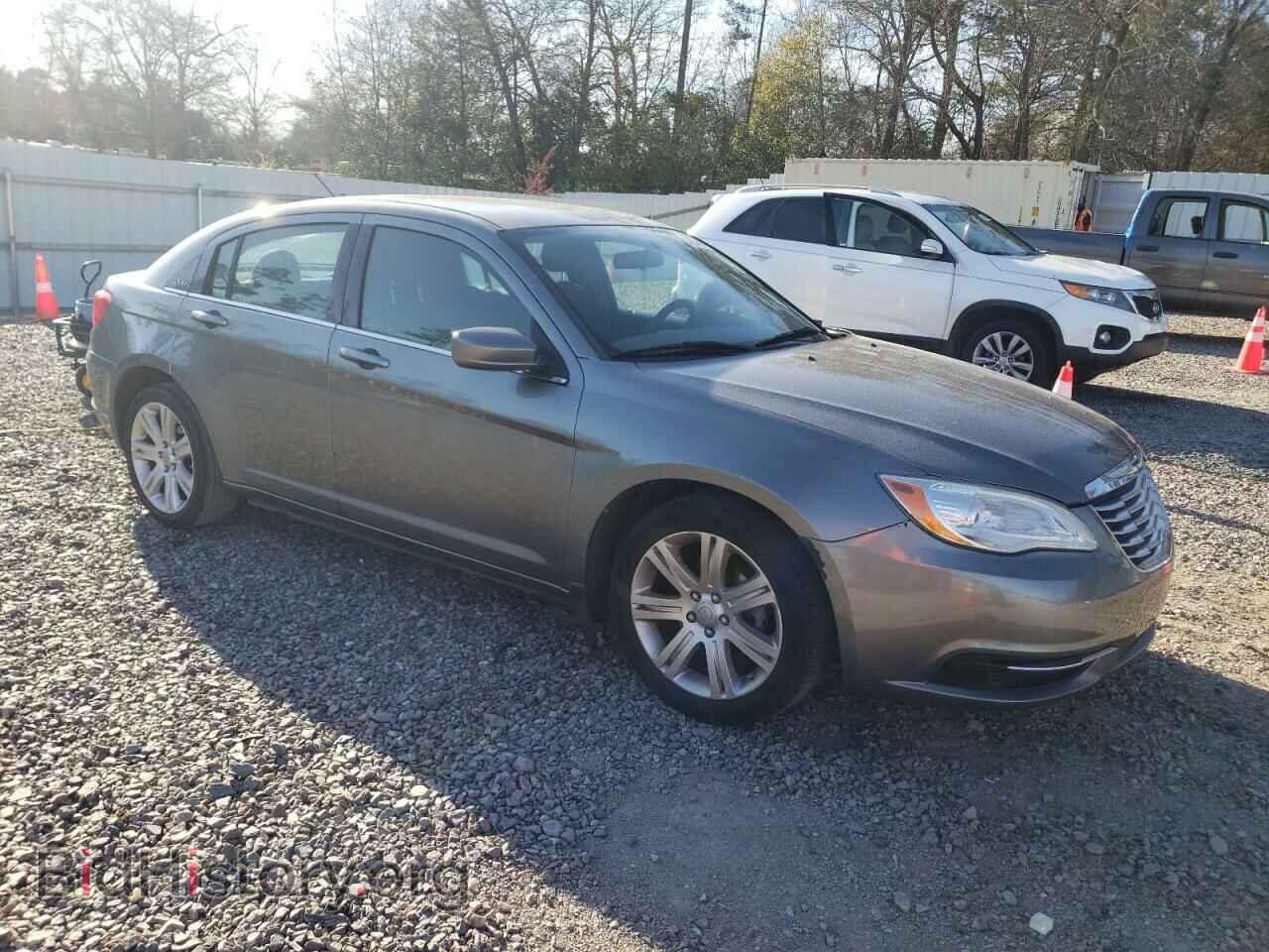 2013 CHRYSLER 200 - VIN: 1C3CCBAB6DN704796 - Photo 4