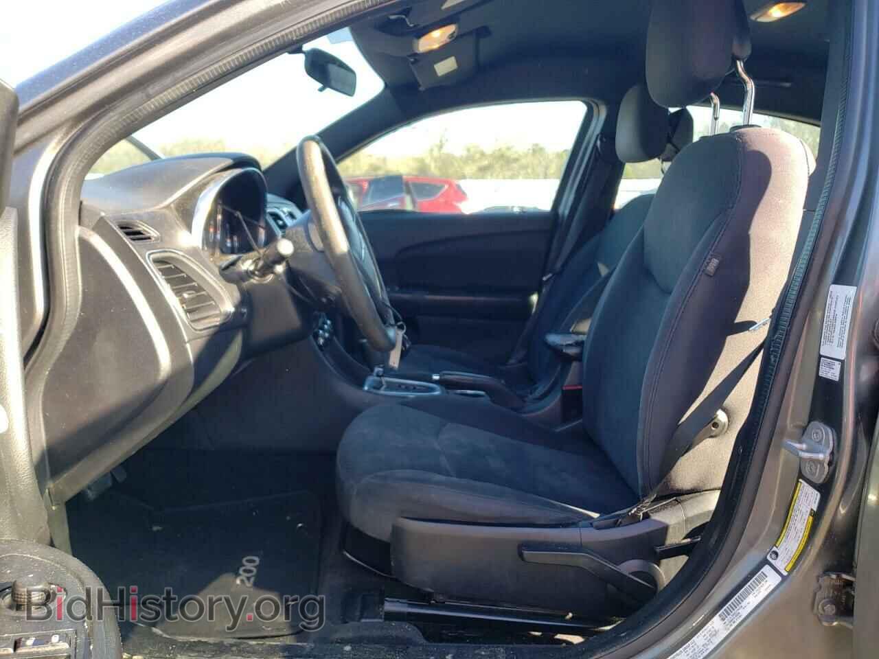 2013 CHRYSLER 200 - VIN: 1C3CCBAB6DN704796 - Photo 7