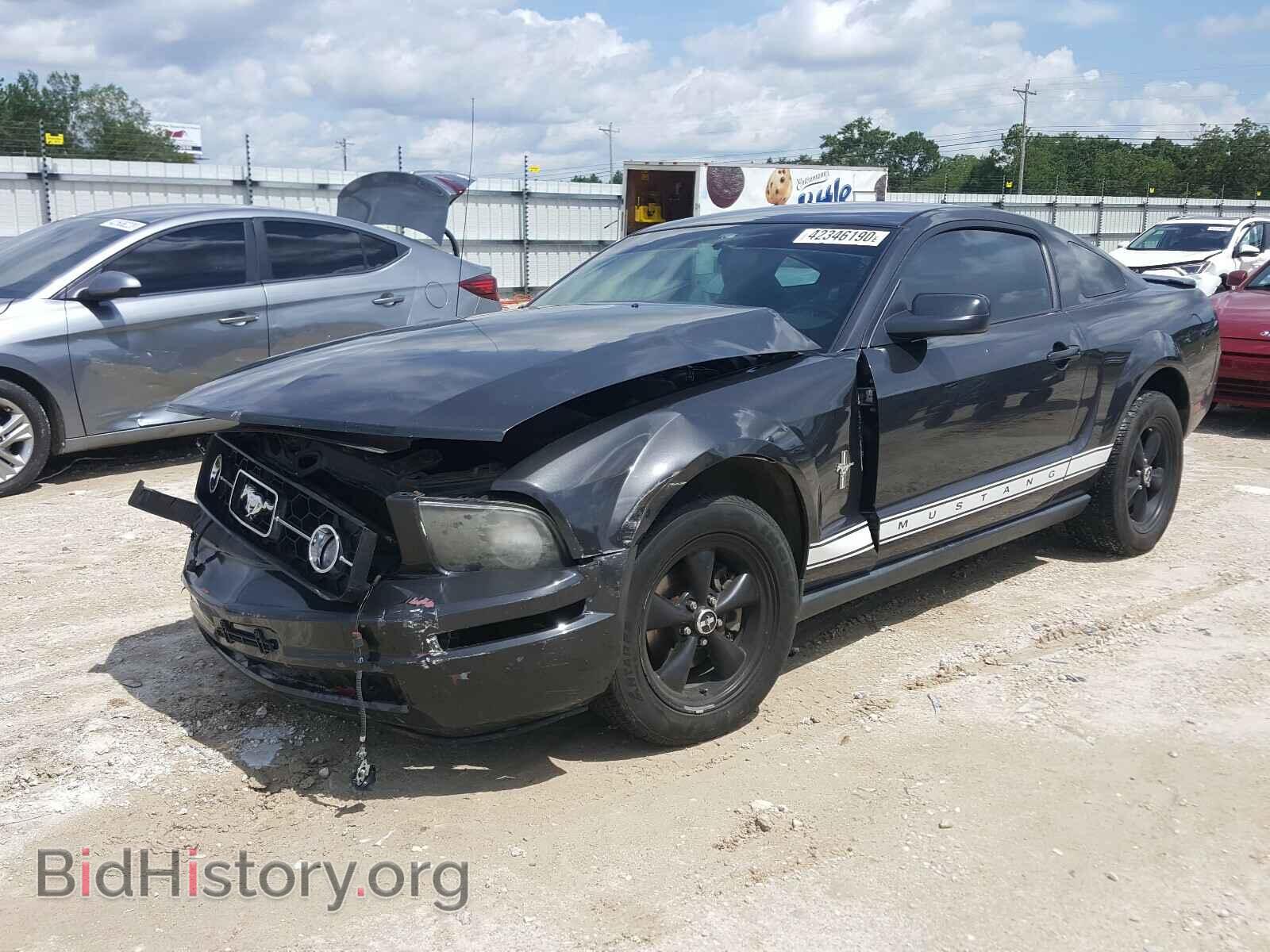 2007 FORD MUSTANG - VIN: 1ZVHT80N075263233 - Фото 2