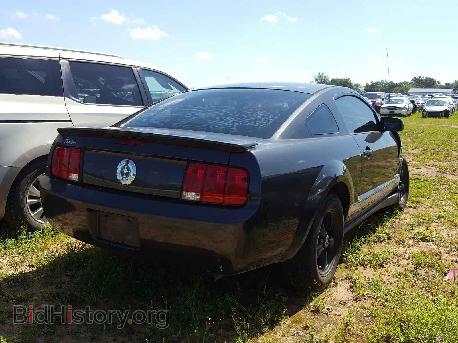 2007 FORD MUSTANG - VIN: 1ZVHT80N075263233 - Фото 4