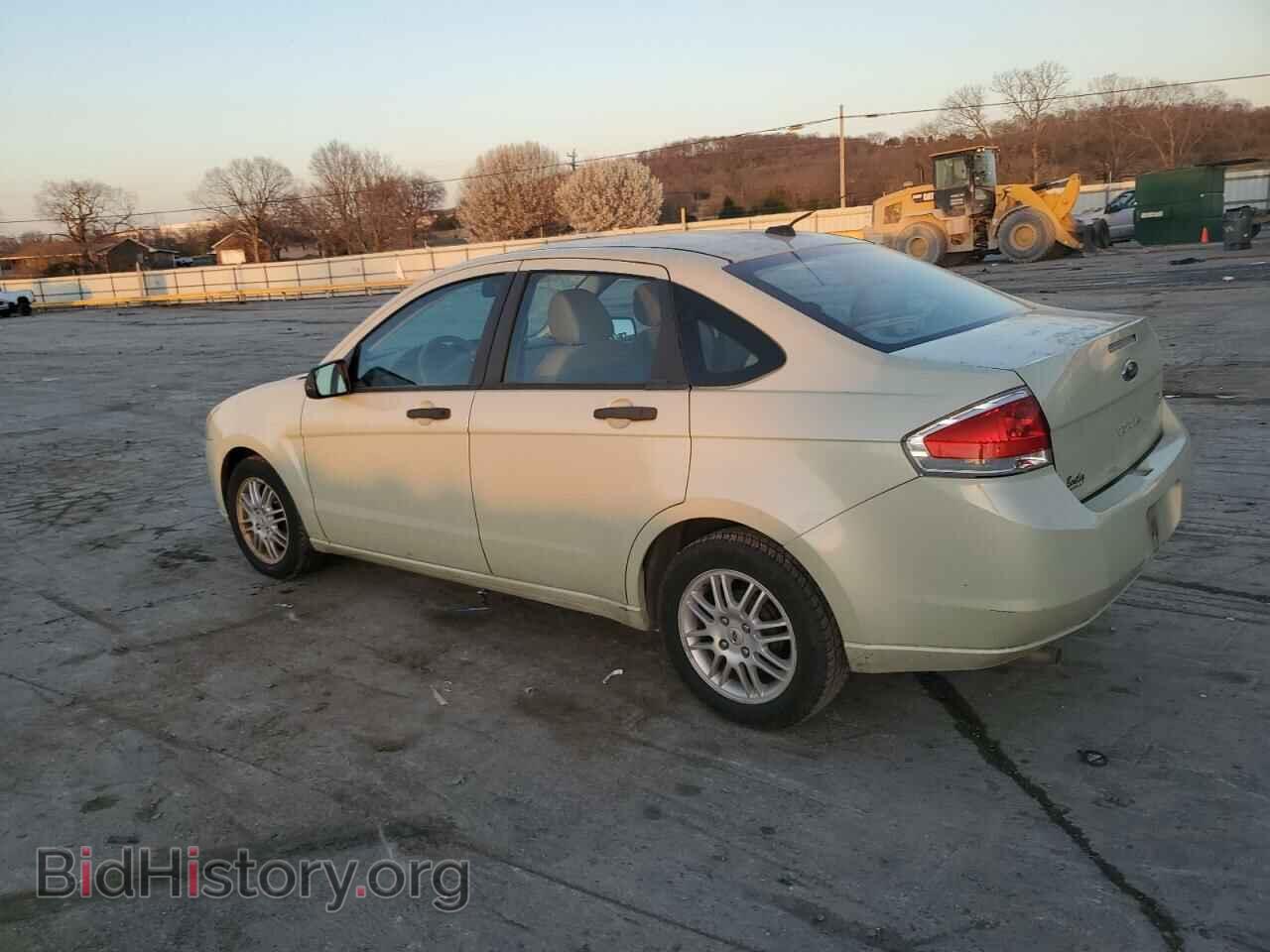 2011 FORD FOCUS - VIN: 1FAHP3FN9BW134255 - Фото 2