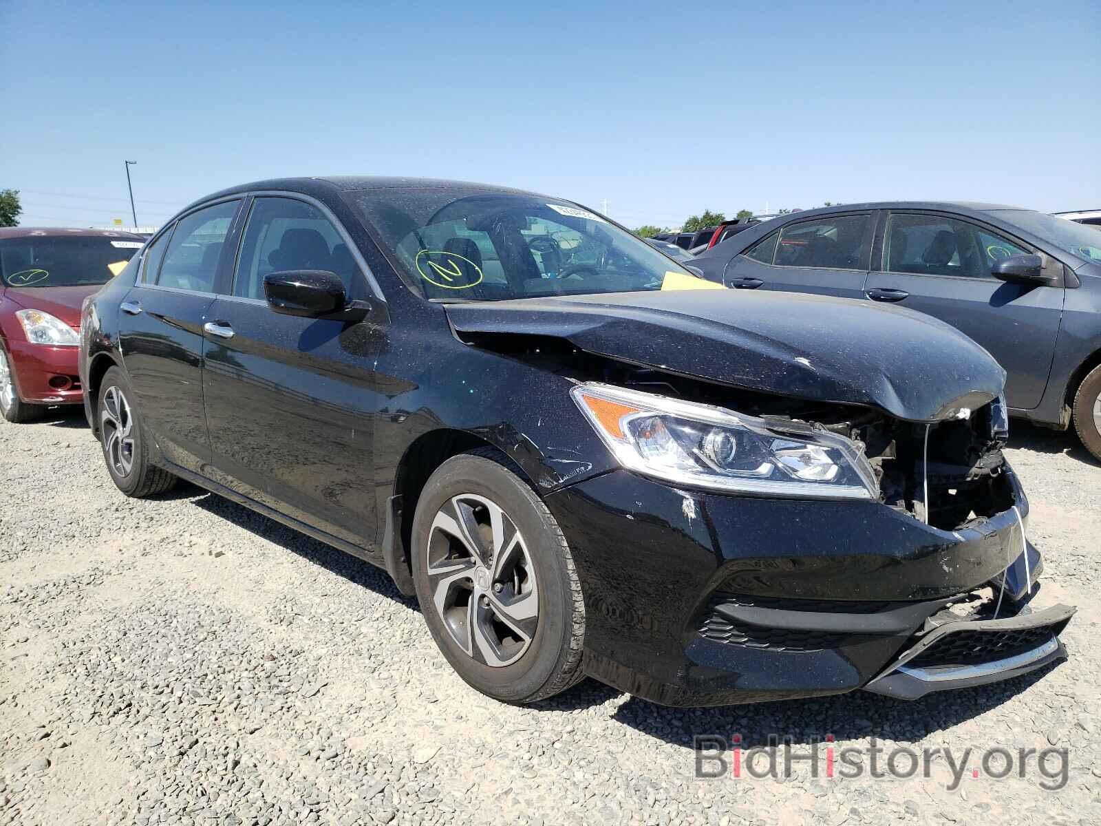 Photo 1HGCR2F37HA155992 - HONDA ACCORD 2017