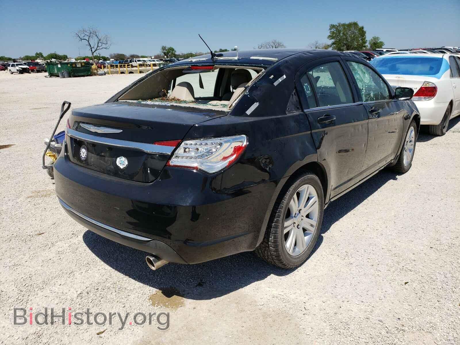 2013 CHRYSLER 200 - VIN: 1C3CCBBB2DN571615 - Фото 4