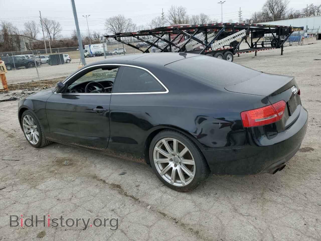 2011 AUDI A5 - VIN: WAURFAFR3BA058471 - Фото 2
