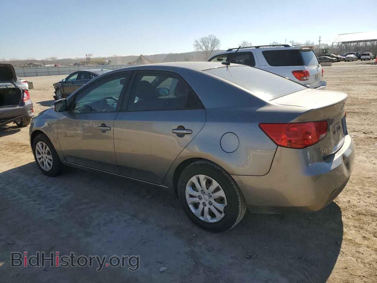 2010 KIA FORTE - VIN: KNAFU4A29A5850006 - Фото 2