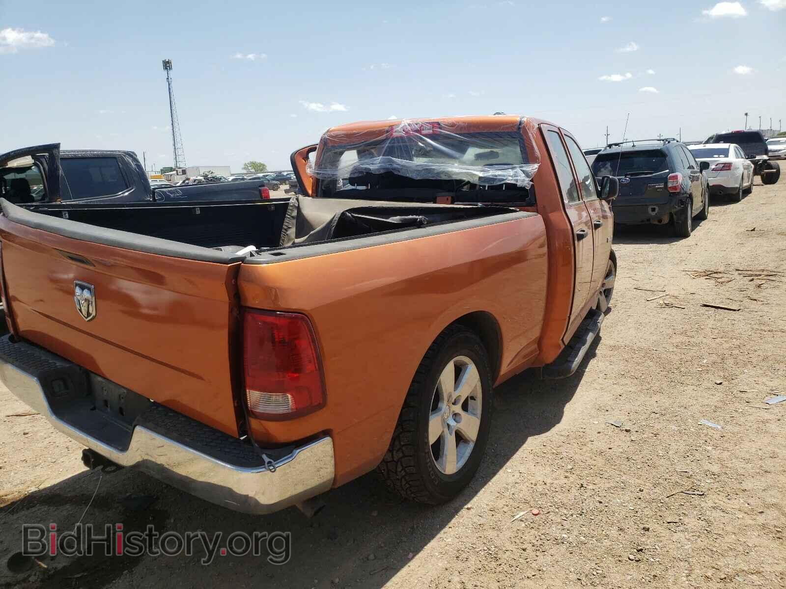 2010 DODGE RAM 1500 - VIN: 1D7RB1GP0AS211768 - Фото 4