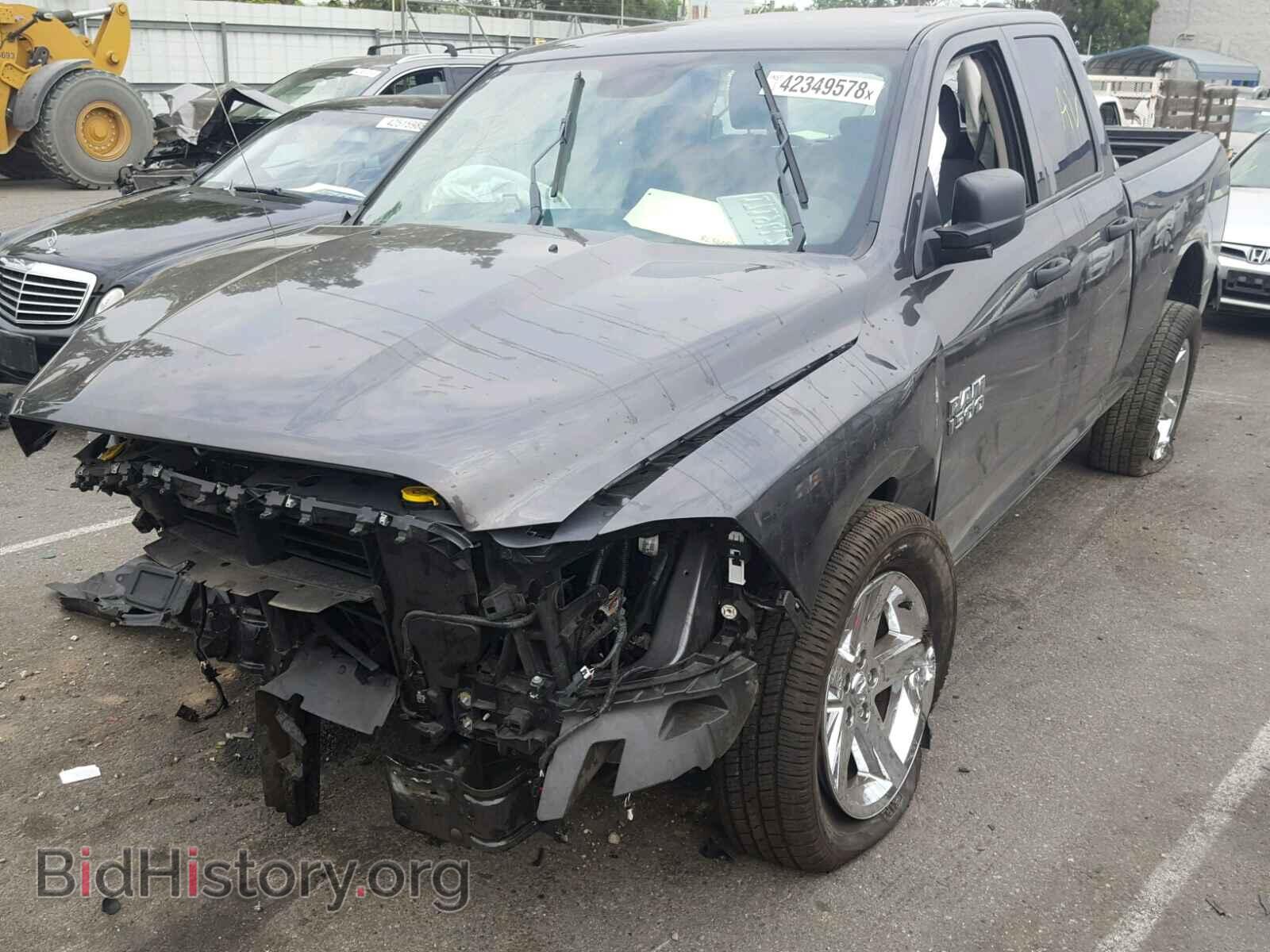 2018 RAM 1500 ST - VIN: 1C6RR6FG7JS131606 - Фото 2
