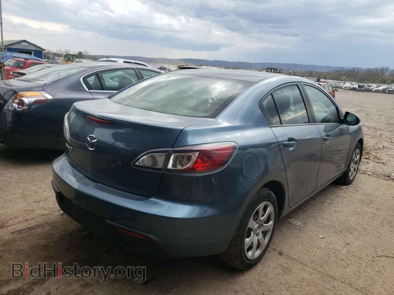 2011 MAZDA 3 - VIN: JM1BL1UG1B1432168 - Фото 4