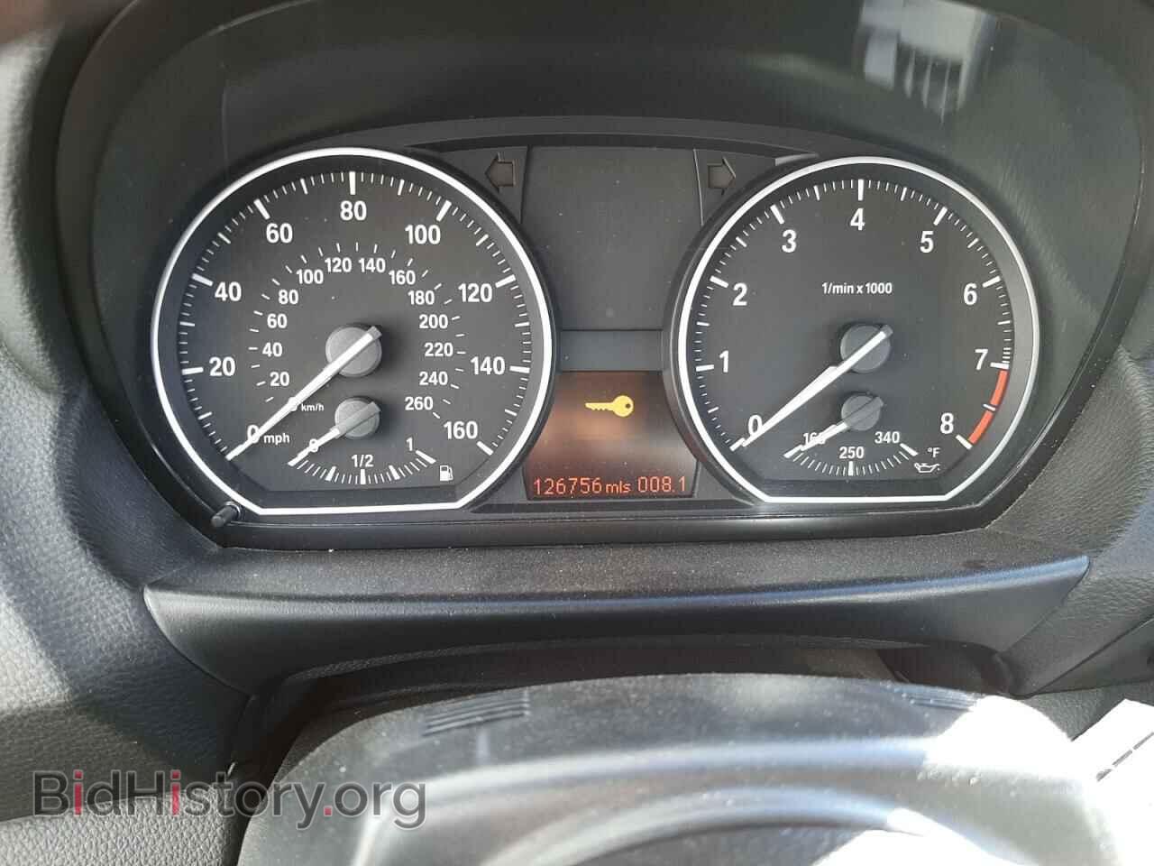2011 BMW 1 SERIES - VIN: WBAUN7C56BVM24627 - Фото 9