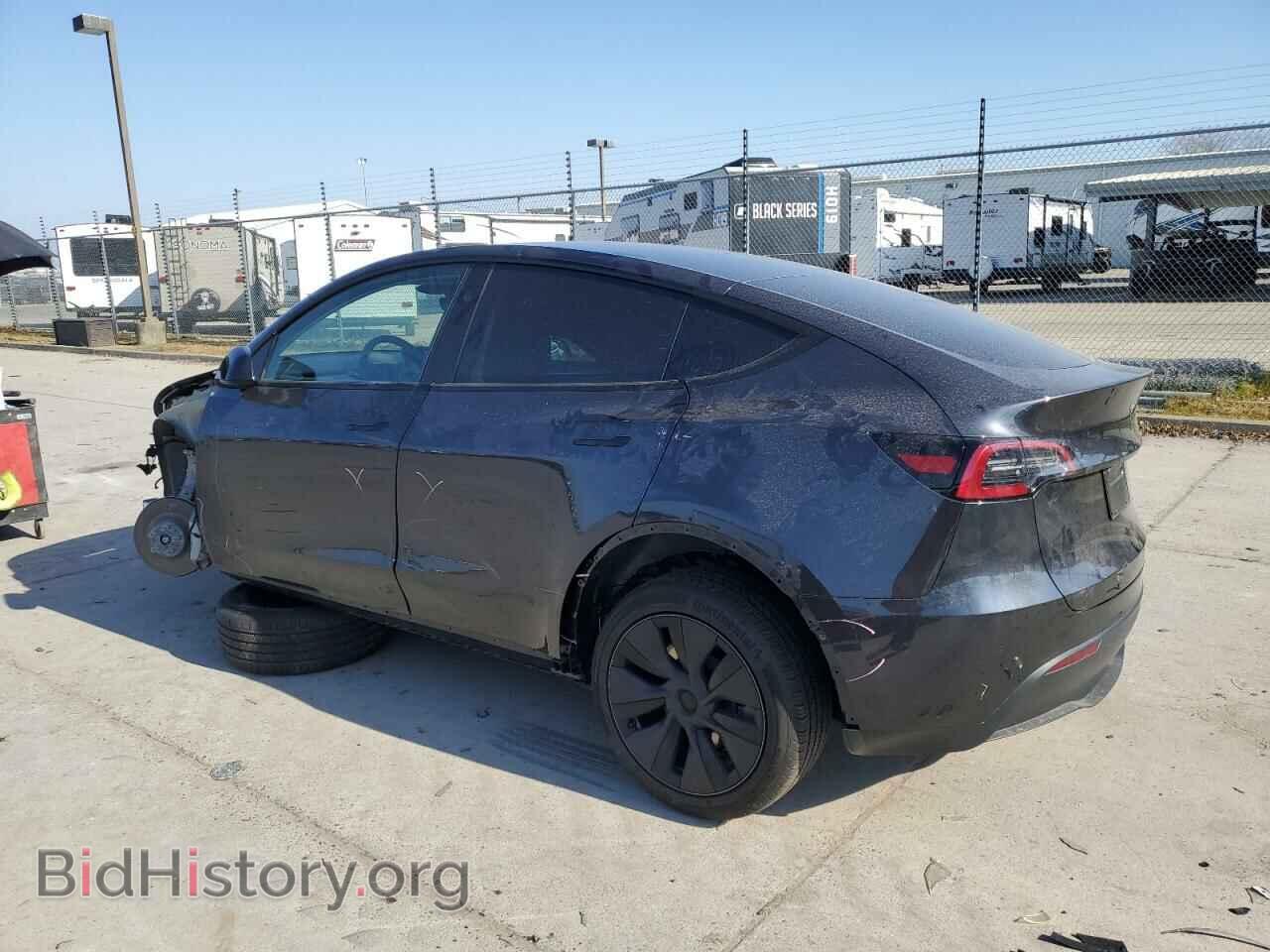 2024 TESLA MODEL Y - VIN: 7SAYGAEE2RF192158 - Photo 2