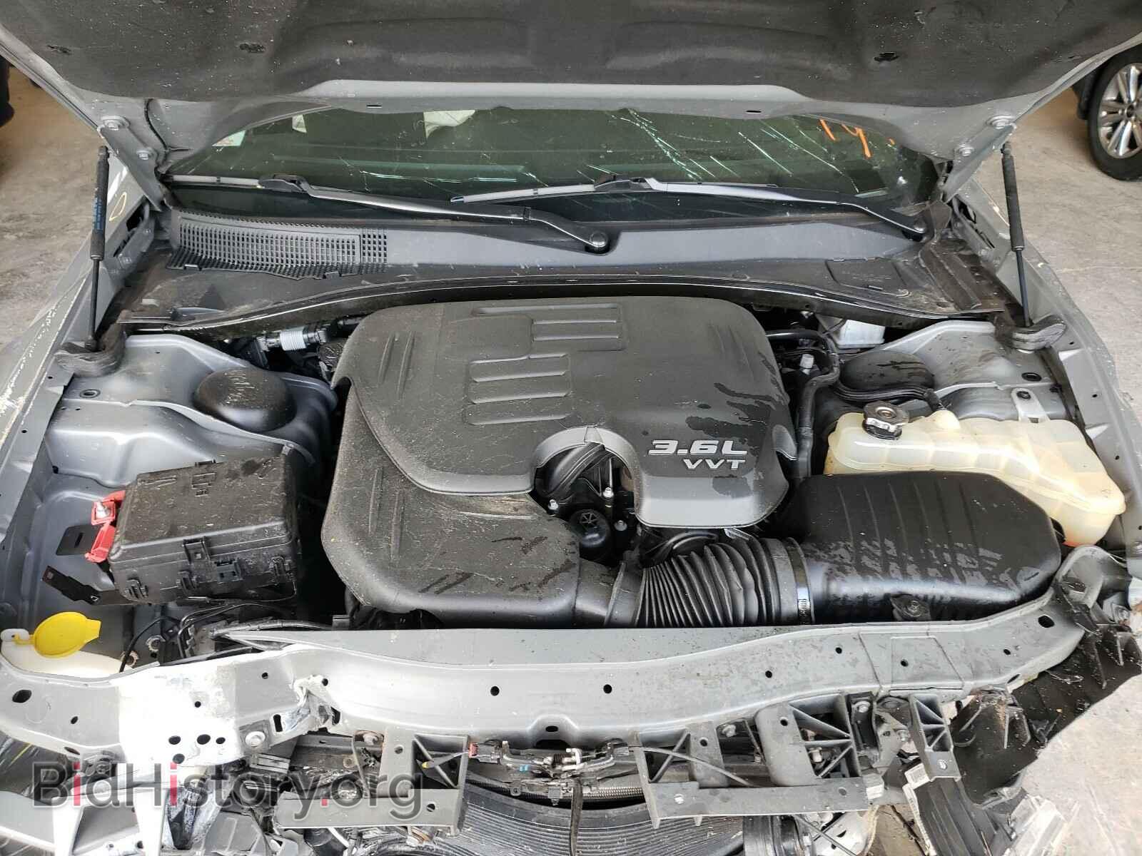 2019 CHRYSLER 300 - VIN: 2C3CCABG3KH628643 - Фото 7
