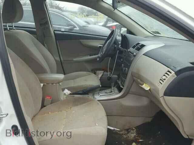 2011 TOYOTA COROLLA - VIN: 2T1BU4EE0BC753075 - Фото 5