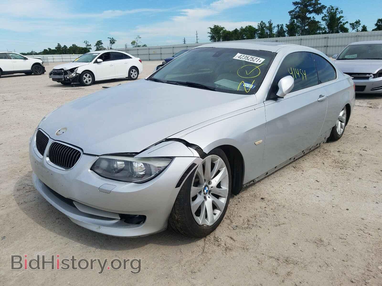 2013 BMW 3 SERIES - VIN: WBAKE3C58DE771427 - Фото 2