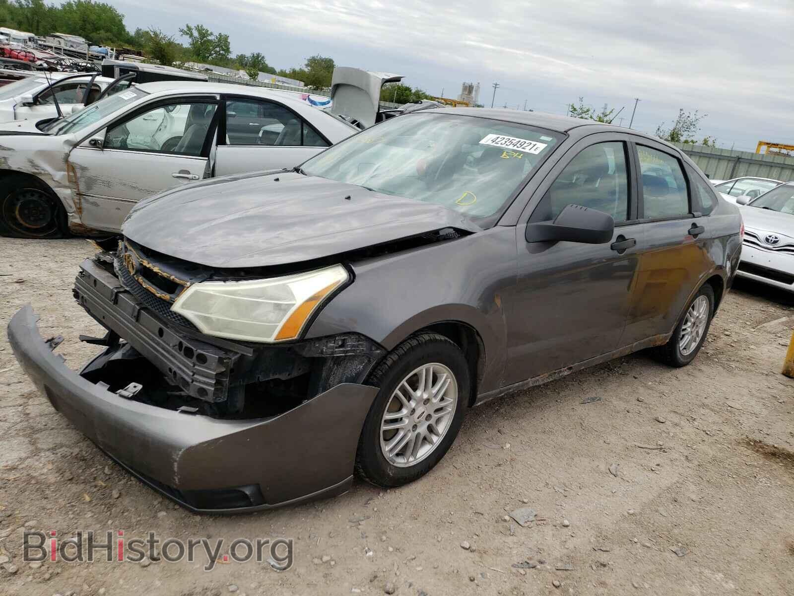 2009 FORD FOCUS - VIN: 1FAHP35N89W172667 - Фото 2