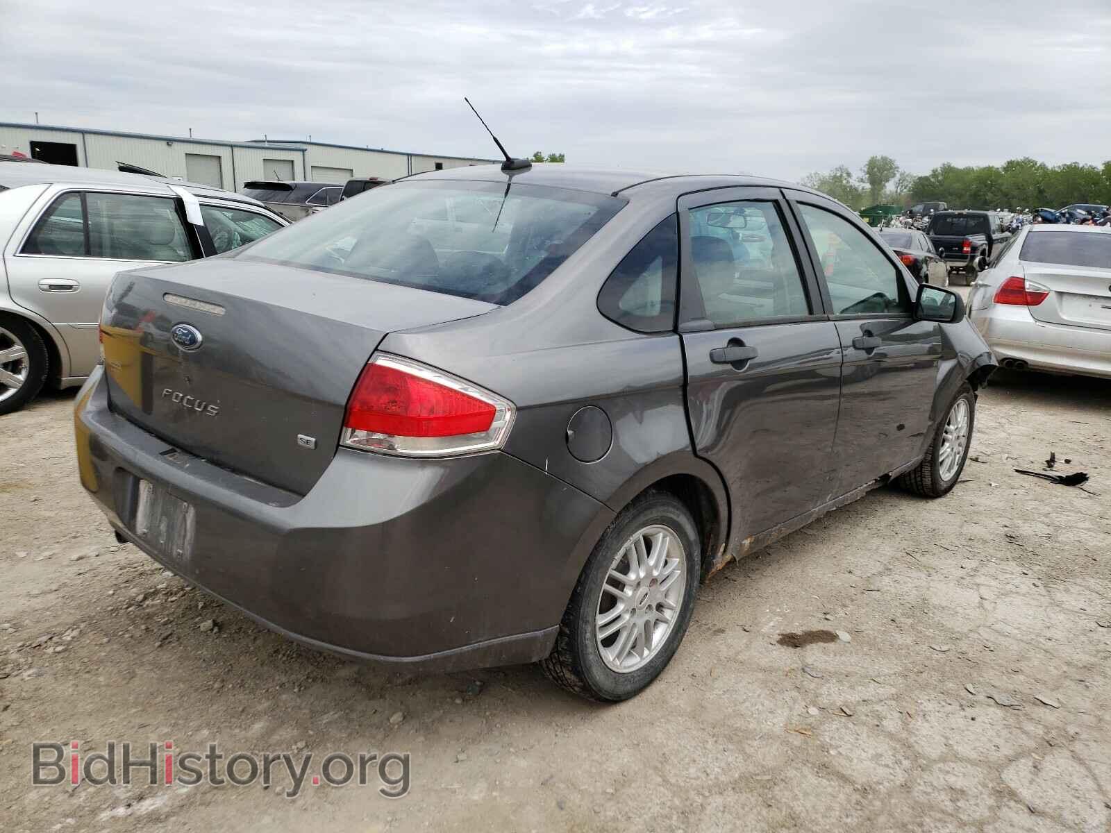 2009 FORD FOCUS - VIN: 1FAHP35N89W172667 - Фото 4