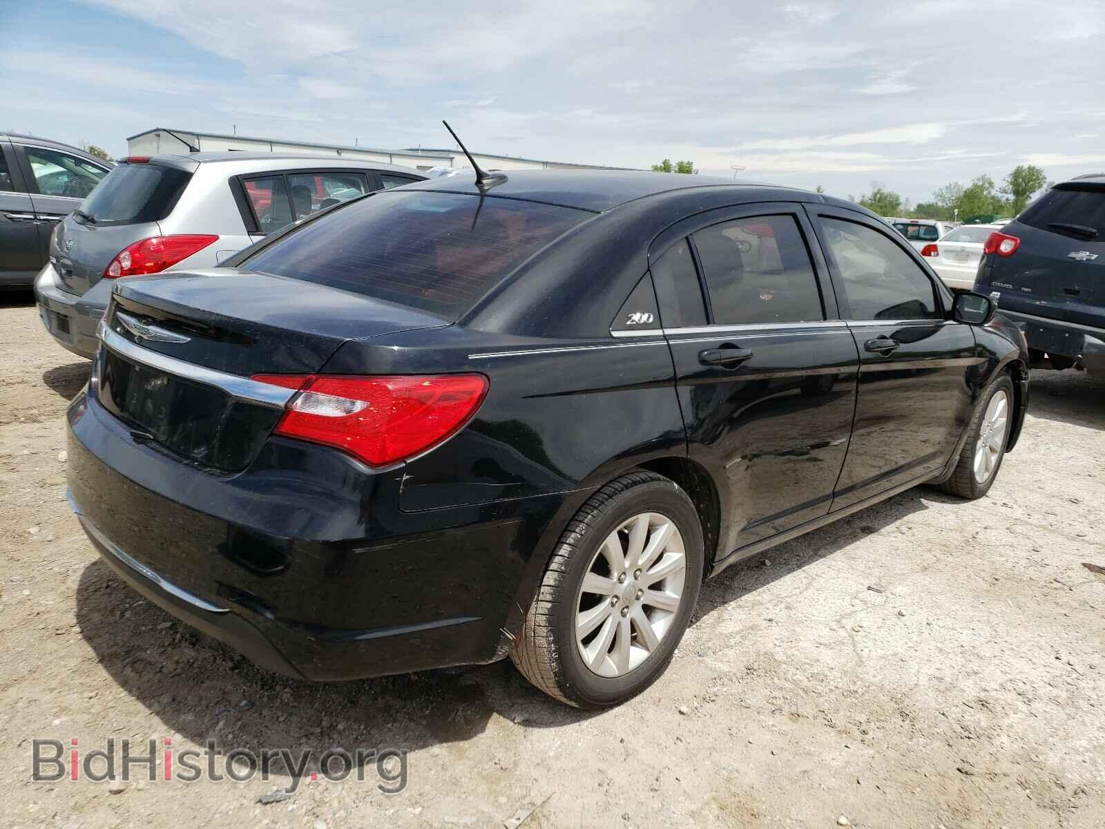 2013 CHRYSLER 200 - VIN: 1C3CCBBG2DN703140 - Фото 4