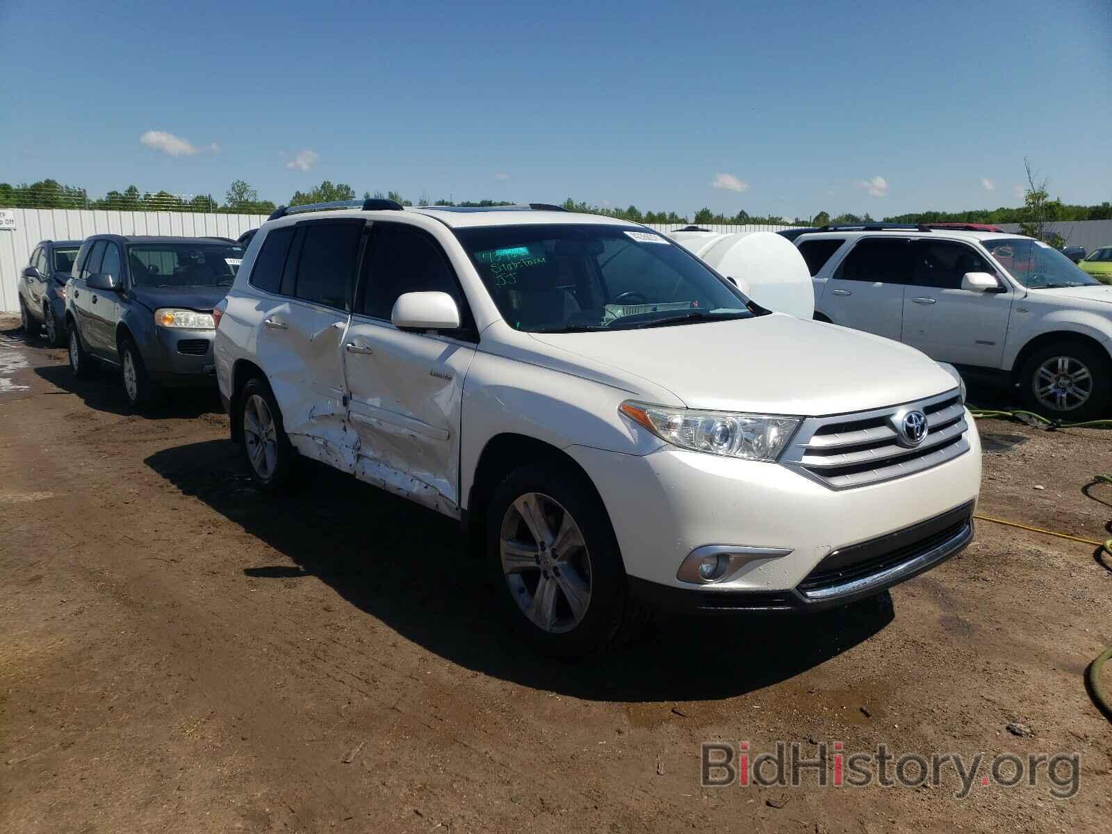 Photo 5TDDK3EH0DS205364 - TOYOTA HIGHLANDER 2013