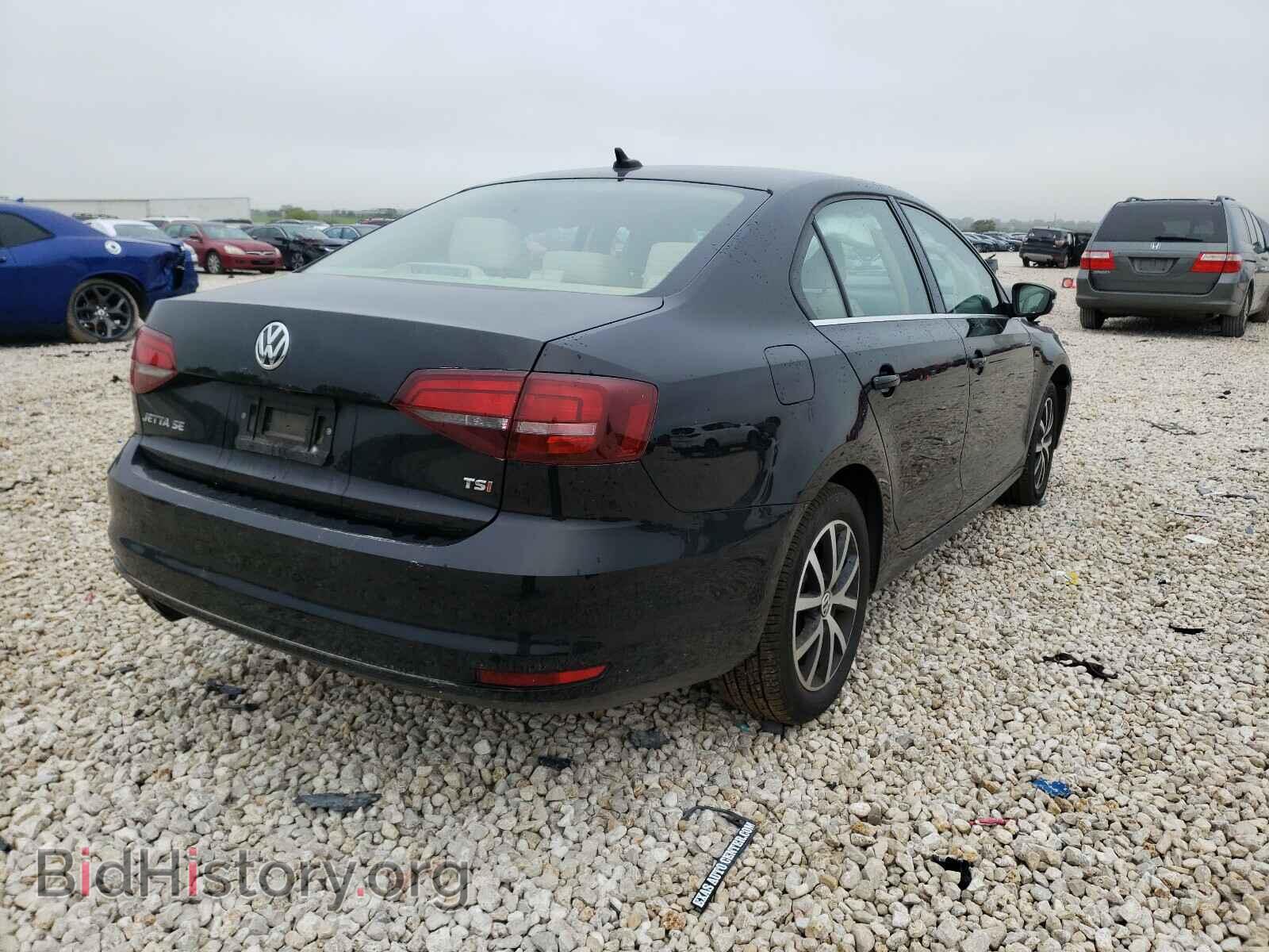2017 VOLKSWAGEN JETTA - VIN: 3VWDB7AJ9HM281863 - Фото 4