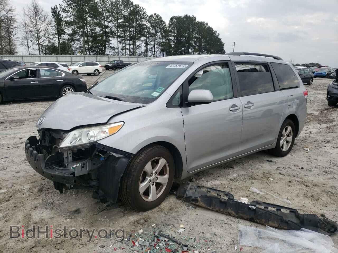 Photo 5TDKK3DCXCS200040 - TOYOTA SIENNA 2012