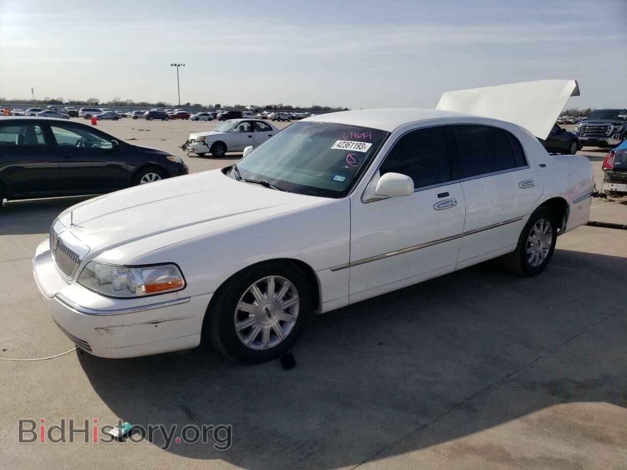 Photo 2LNHM82V99X618684 - LINCOLN TOWNCAR 2009